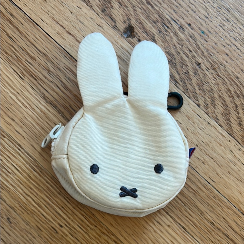 BAGGU Miffy Coin Pouch - NWOT